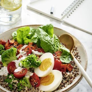Quinoa-Cashew-Lemon-Bowl