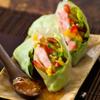 Glücksrollen mit drei Füllungen Glücksrollen mit drei Füllungen