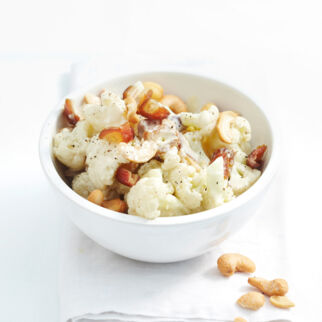 Blumenkohl-Dattel-Salat Blumenkohl-Dattel-Salat