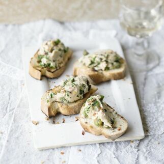 Bohnen-Thunfisch-Kapern-Aufstrich Bohnen-Thunfisch-Kapern-Aufstrich