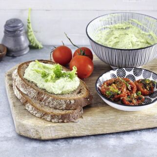 Sandwich mit Grünkohlcreme Sandwich mit Grünkohlcreme