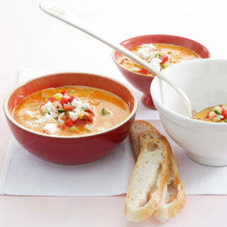 Reissuppe mit Zucchini und Feta Reissuppe mit Zucchini und Feta