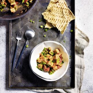 Tofupfanne mit Koriandertomaten Tofupfanne mit Koriandertomaten