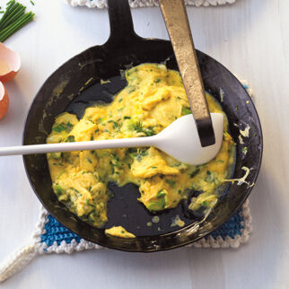 Käse-Kräuter-Rührei Käse-Kräuter-Rührei