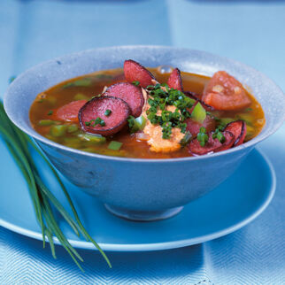 Letscho-Suppe mit Cabanossi Letscho-Suppe mit Cabanossi