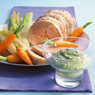 Lammkeule mit grüner Sauce