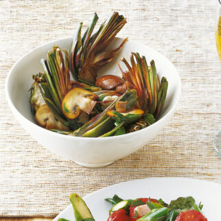 Artischocken mit Pilzen Artischocken mit Pilzen