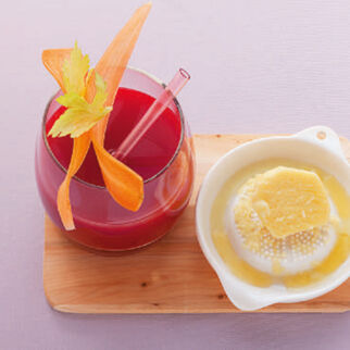 Gemüse-Orangen-Saft Gemüse-Orangen-Saft