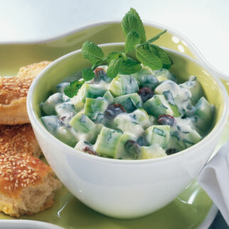 Orientalischer Gurkensalat Orientalischer Gurkensalat