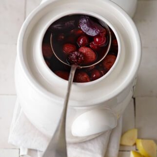 Rumtopf mit Gartenfrüchten Rumtopf mit Gartenfrüchten