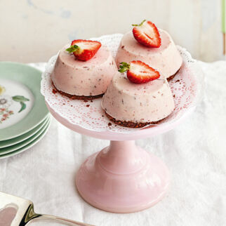 Erdbeersahne-Törtchen Erdbeersahne-Törtchen