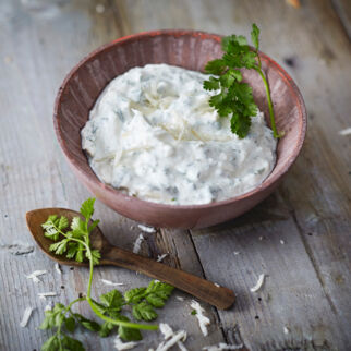 Meerrettich-Kräuter-Dip Meerrettich-Kräuter-Dip