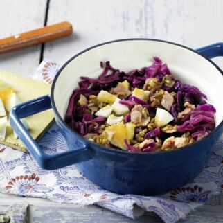 Rotkohltopf mit Schinken und Ei Rotkohltopf mit Schinken und Ei