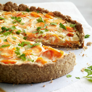 Möhrentorte mit Koriander Möhrentorte mit Koriander