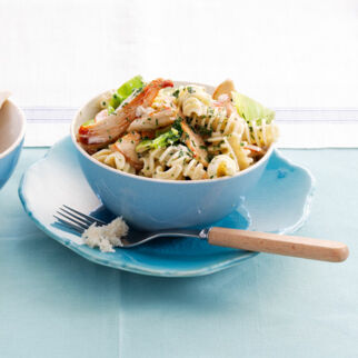 Nudeln mit Huhn, Lauch und Meerrettich Nudeln mit Huhn, Lauch und Meerrettich