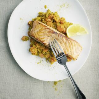Möhrenreis mit Lachsfilet Möhrenreis mit Lachsfilet