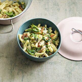 One-Pot-Pasta mit Spinat One-Pot-Pasta mit Spinat