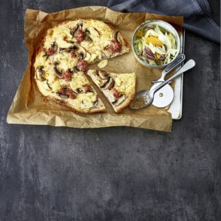 Weiße
Fladenbrot-Pizza Weiße
Fladenbrot-Pizza