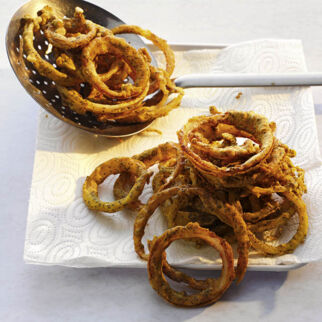 Frittierte Knusper-Zwiebelringe Frittierte Knusper-Zwiebelringe