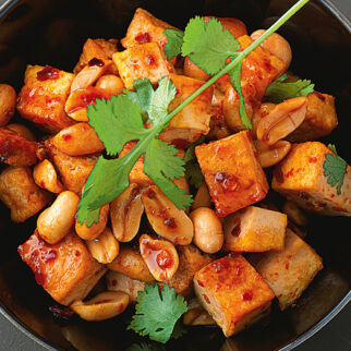 Tofu mit Erdnüssen Tofu mit Erdnüssen