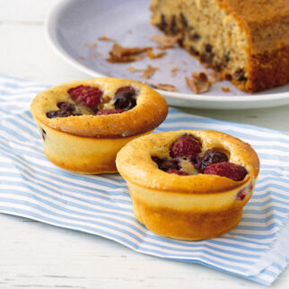 Buttermilch-Muffins mit Beeren Buttermilch-Muffins mit Beeren