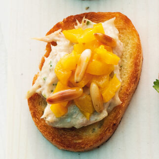 Crostini mit Thunfischcreme Crostini mit Thunfischcreme