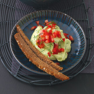 Avocadocreme mit Tomaten Avocadocreme mit Tomaten