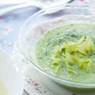 Kalte Salatsuppe
