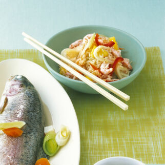 Süß-saure Reispfanne mit Krabben Süß-saure Reispfanne mit Krabben