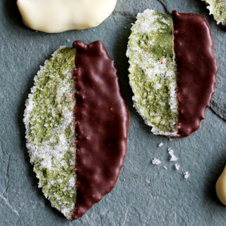 Zucker-Minzeblätter Zucker-Minzeblätter