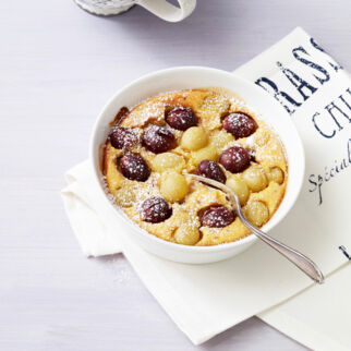 Wein-Trauben-Flaugnardes Wein-Trauben-Flaugnardes