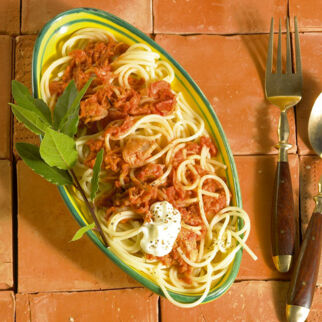 Rotbarsch-Bolognese
