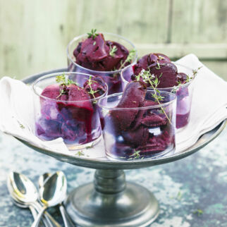 Sorbet de cassis au thym - Johannisbeersorbet mit Thymian Sorbet de cassis au thym - Johannisbeersorbet mit Thymian