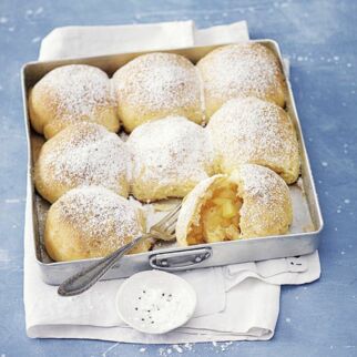 Omas Apfelbuchteln Omas Apfelbuchteln