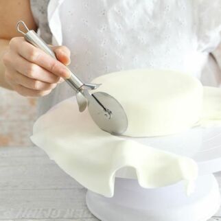 Torten einstreichen & einschlagen Torten einstreichen & einschlagen