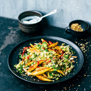 Schupfnudeln mit Gemüse-Pangrattato Schupfnudeln mit Gemüse-Pangrattato