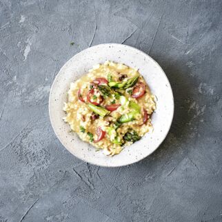 Tomatenrisotto mit Spargel Tomatenrisotto mit Spargel