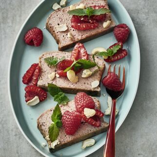 Marions pinker Frühlingshimbeerkuchen Marions pinker Frühlingshimbeerkuchen