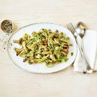 Tagliatelle-Pfifferling-Salat