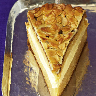 Bienenstich Bienenstich