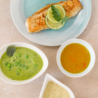 Orangen-Wein-Sauce mit Safran Orangen-Wein-Sauce mit Safran