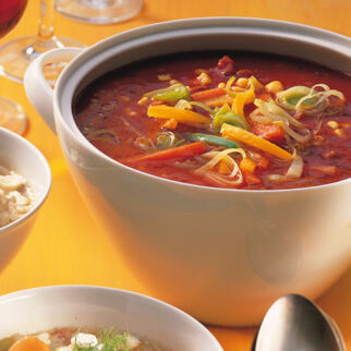 Bunte Mitternachtssuppe Bunte Mitternachtssuppe