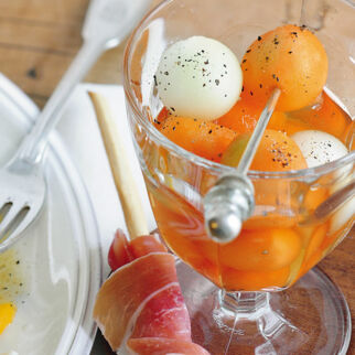 Melone mit Schinken-Grissini Melone mit Schinken-Grissini