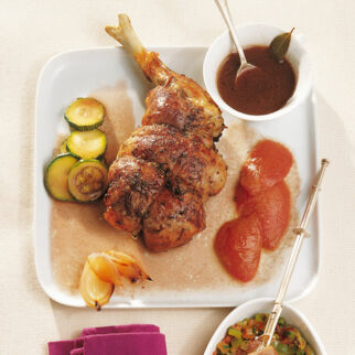 Lammkeule mit Gemüse Lammkeule mit Gemüse