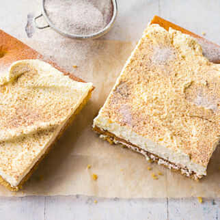 Pfirsich-Cappuccinoschnitten Pfirsich-Cappuccinoschnitten