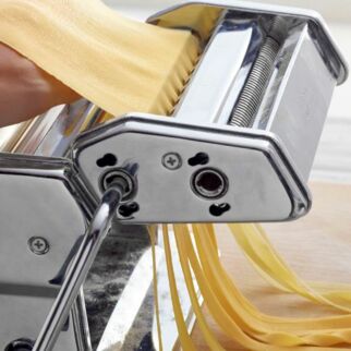 Selbst gemachte Bandnudeln Selbst gemachte Bandnudeln