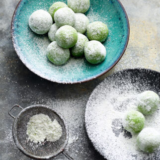 Grüntee-Trüffel mit weißer Schokolade Grüntee-Trüffel mit weißer Schokolade