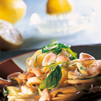 Basic cooking: Spaghetti mit Zitronensahne und Garnelen