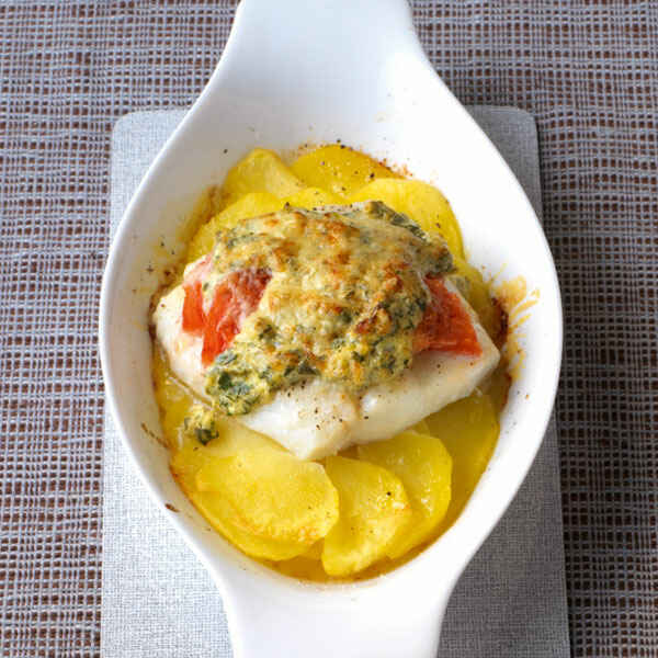 Seelachsfilet mit Gemüse-Käse-Kruste Rezept | Küchengötter