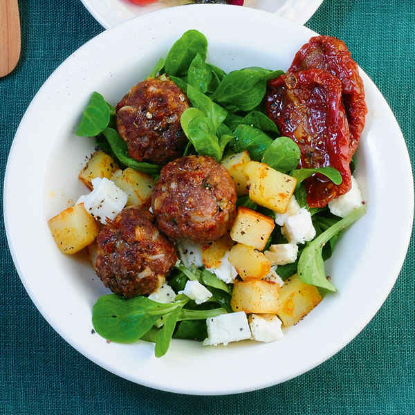 Feldsalat mit Mozzarella Rezept | Küchengötter Feldsalat mit Mozzarella Rezept | Küchengötter